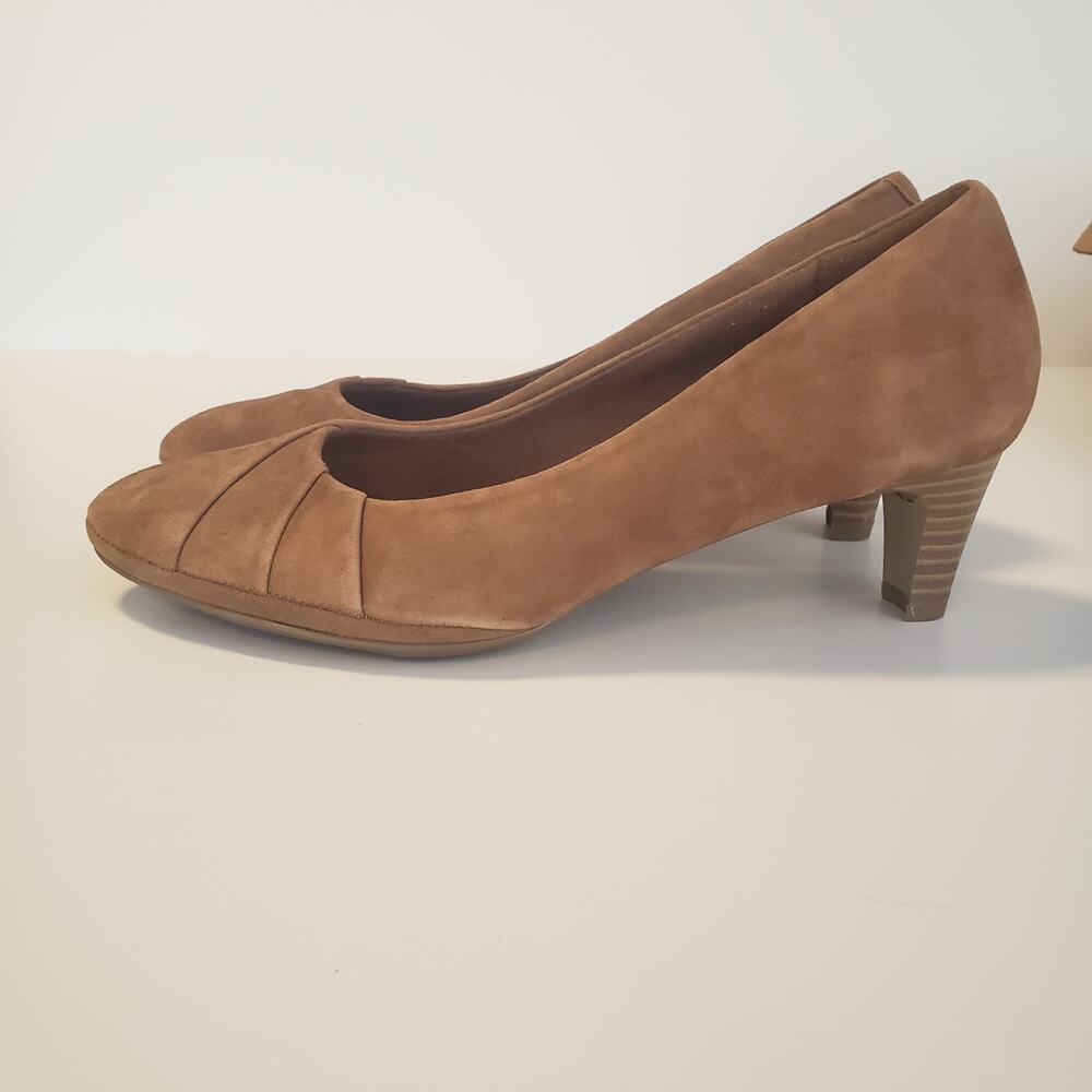 EuroSoft by Sofft Size 10 Brown Heels Suede Leather Pleated Cushioned Comfort